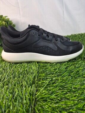 Lululemon Strongfeel Women’s Size 8.5 Training Shoes Black White Workout Sneaker